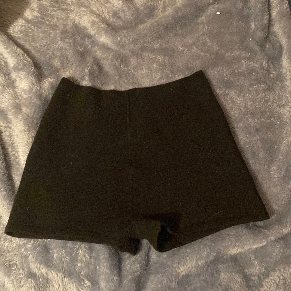 black cotton athletic shorts
